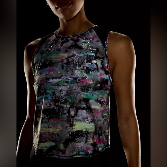 Lululemon set Fast and Free High-Rise Crop 23" with top all size 4 woman’s & 2 - Picture 16 of 16